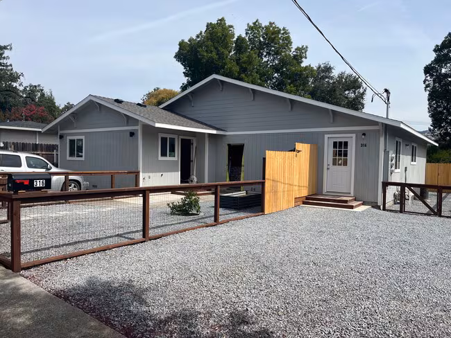 316 Hardister Dr Cloverdale, CA 95425 photo 3