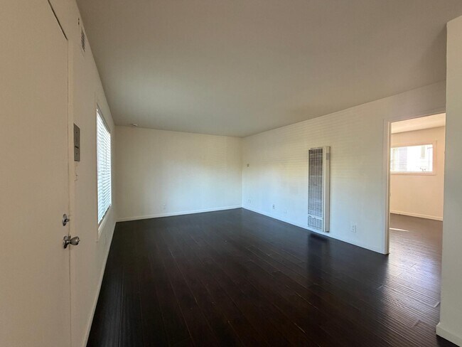 3232 14th Ave Oakland, CA 94602 photo 2