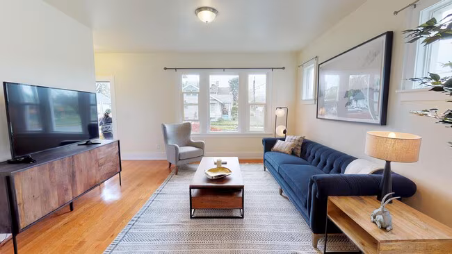 1315 24th Avenue South, Seattle, WA 98144 photo 2