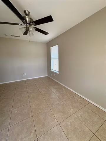 2625 Wilson Road, Fort Worth, TX 76112 photo 2