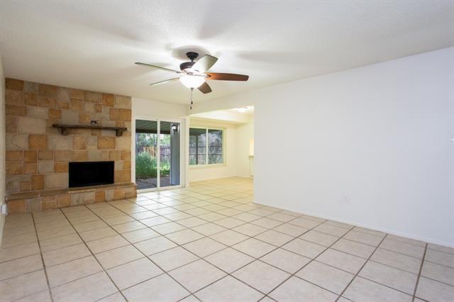 6401 Dorchester Trail, Fort Worth, TX 76182 photo 2