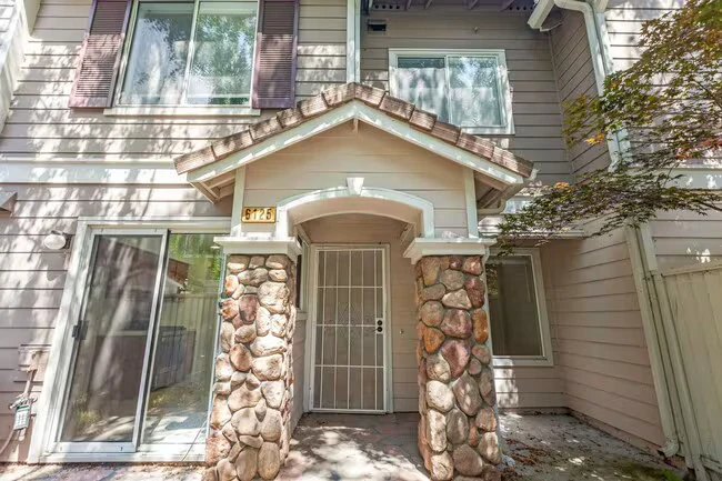 6125 Lambeck Ln San Jose, CA 95119 photo 5