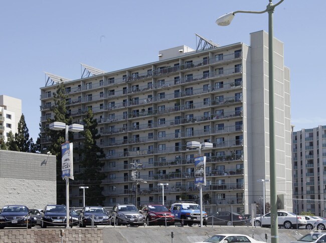 WESTLAKE CHRISTIAN TERRACE WEST photo 2