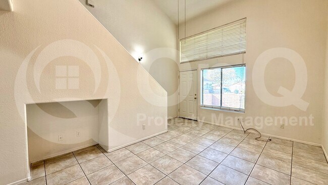 2201 N Comanche Dr Chandler, AZ 85224 photo 2