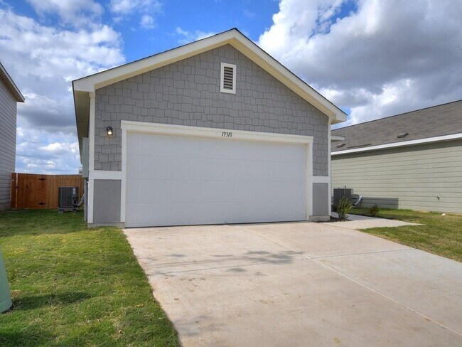 19400 Caymus Dr Pflugerville, TX 78660 photo 2