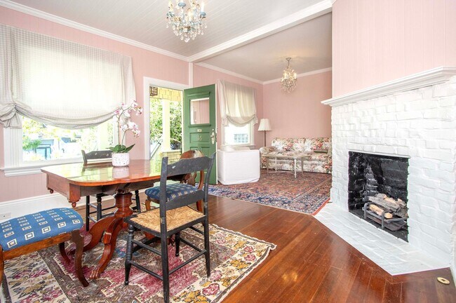 Stellar Mill Valley Location photo 3