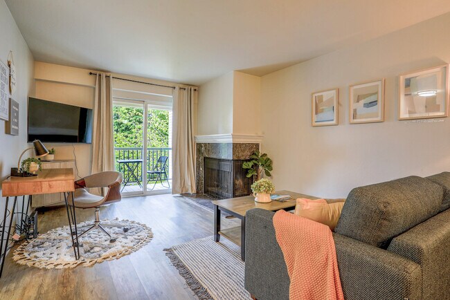 14645 NE 34th St Bellevue, WA 98007 photo 5