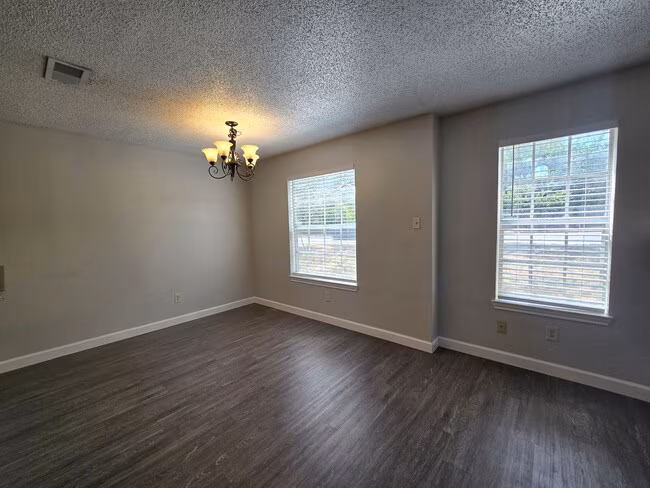 4304 Duval Rd Austin, TX 78759 photo 4
