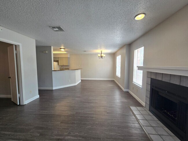 4304 Duval Rd Austin, TX 78759 photo 3