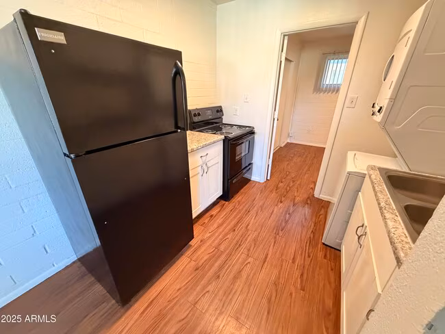 6802 W Glendale Ave Glendale, AZ 85303 photo 5