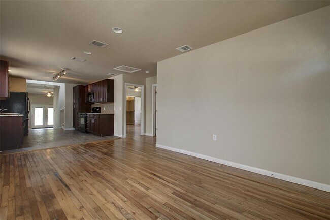 4509 Depew Avenue, Austin, TX 78751 photo 4