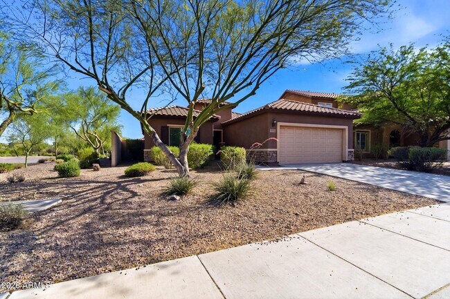 10733 W Lariat Ln Peoria, AZ 85383 photo 4