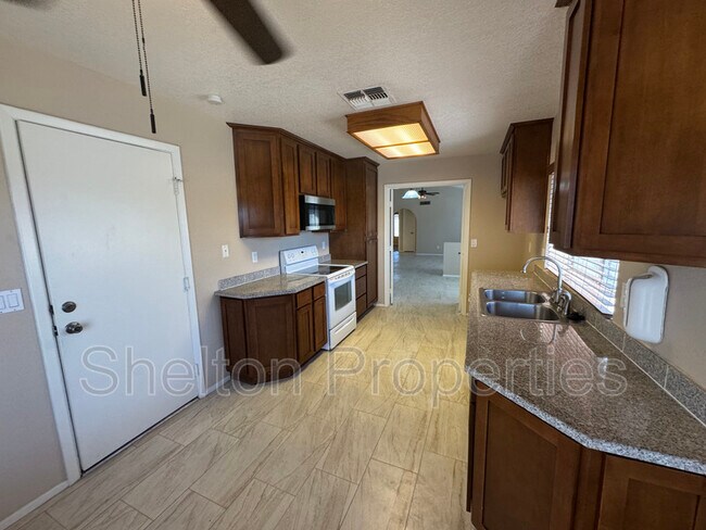 7328 West Cherry Hills Dr photo 3