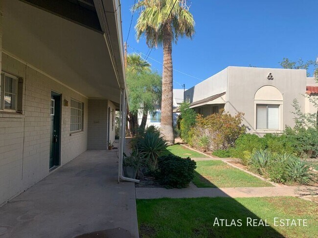1013 E Palm Ln Phoenix, AZ 85006 photo 3