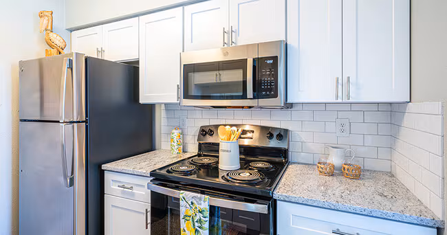 Captain's Landing Apartments photo 2