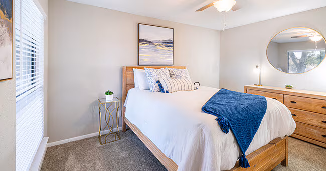 Captain's Landing Apartments photo 3