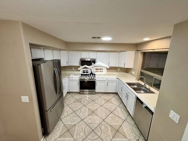 2811 S 160th Ln Goodyear, AZ 85338 photo 5
