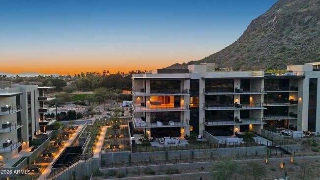 4849 N Camelback Rdg Dr Scottsdale, AZ 85251 photo 4