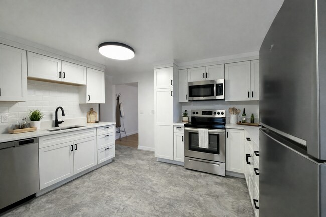 16748 Linden Avenue NorthShoreline photo 4
