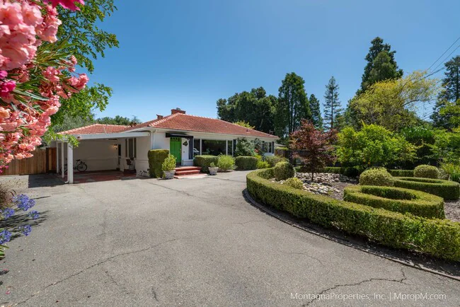 16911 Kennedy Rd Los Gatos, CA 95032 photo 3