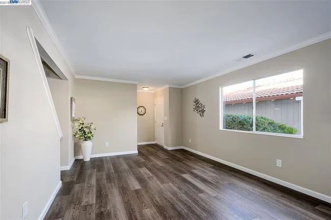 726 Saint Michael Cir Pleasanton, CA 94566 photo 3