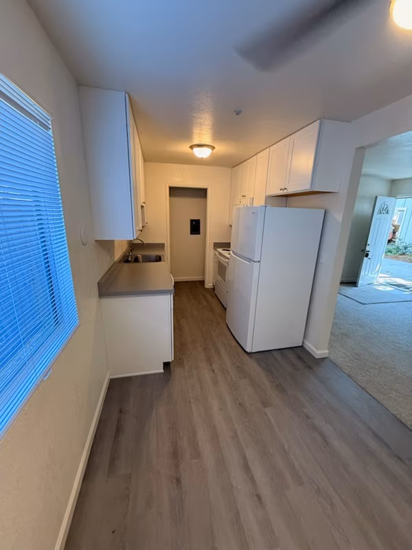445 S E St Santa Rosa, CA 95404 photo 3