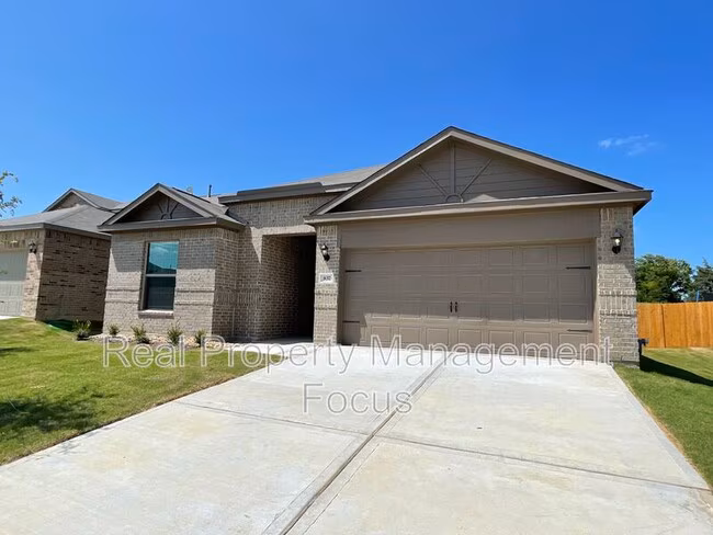 837 Clark Dr Ferris, TX 75125 photo 2