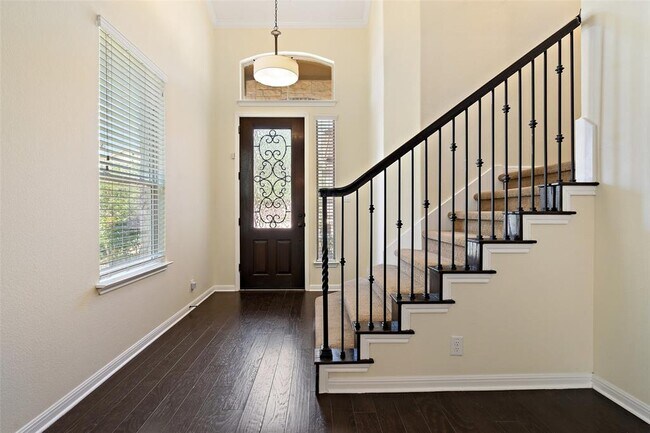 9412 Solana Vista Loop, Austin, TX 78750 photo 3