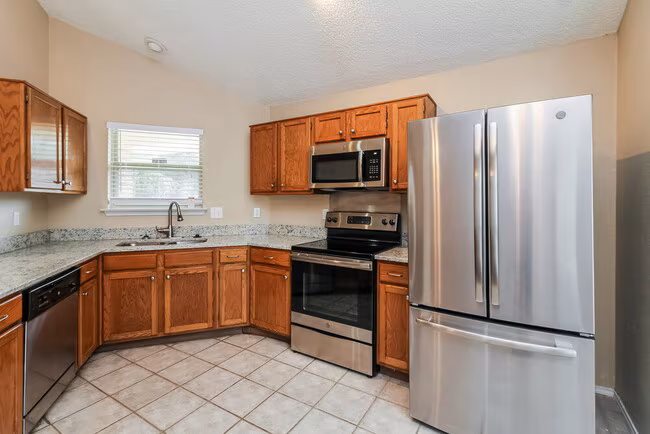 405 Lemon Dr Arlington, TX 76018 photo 5