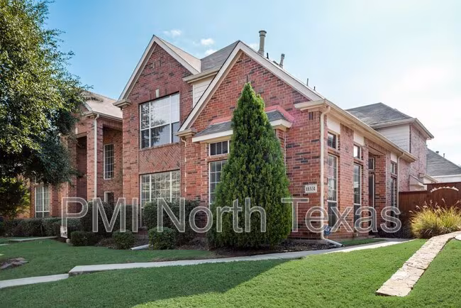11531 Chaucer Dr Frisco, TX 75035 photo 2
