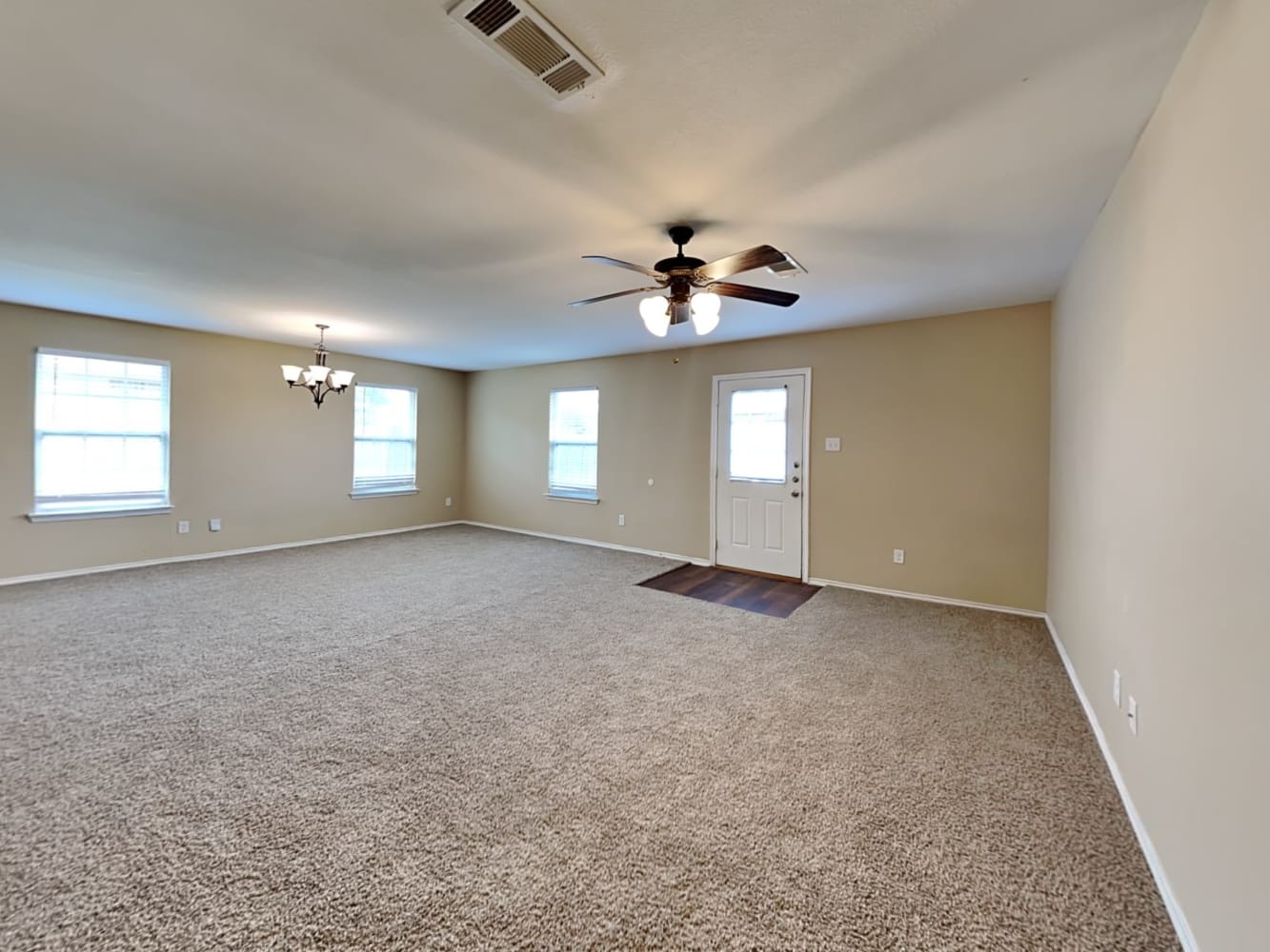 15617 Gatsby Ln photo 4
