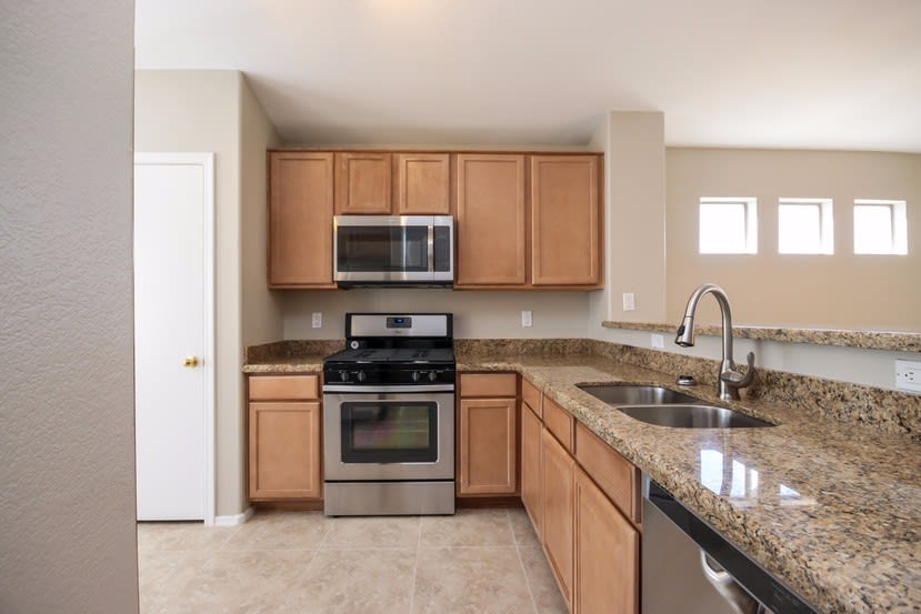 364 S Bermuda Dr photo 4