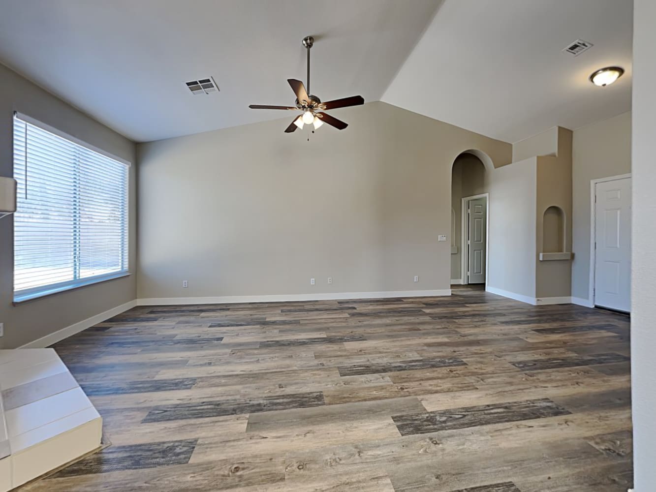 3818 Passionfruit St photo 4
