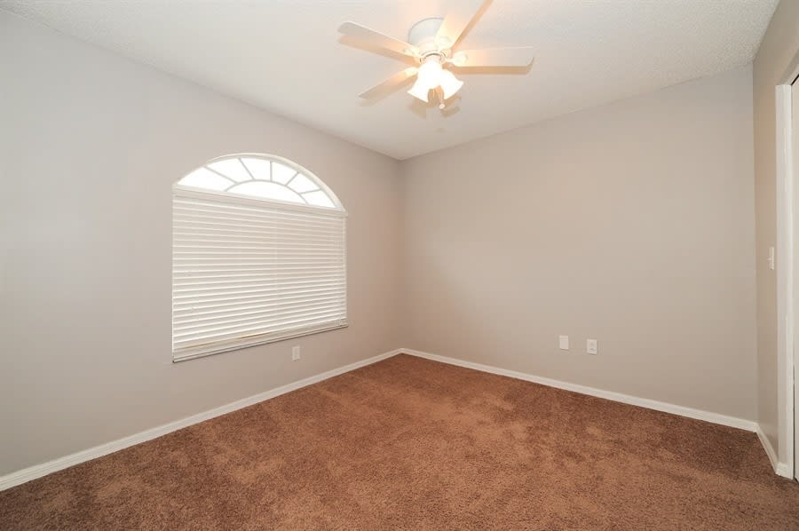 10808 Wrigley Ct photo 5