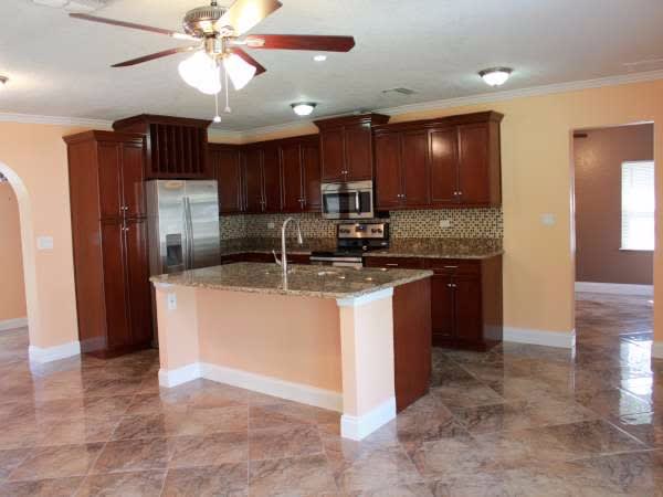 1105 Gerona Ave photo 4