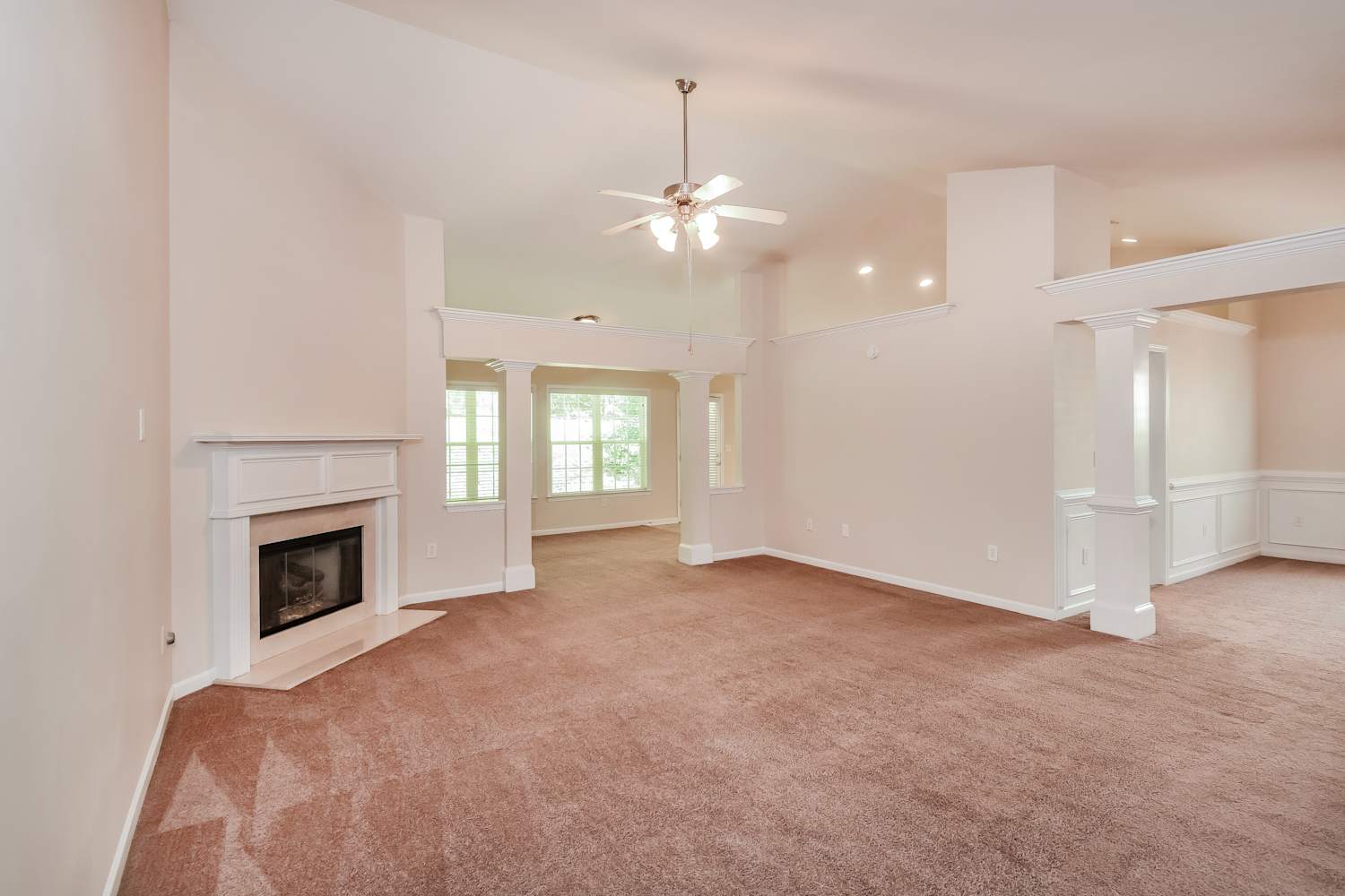 1320 Martins Down Dr photo 4