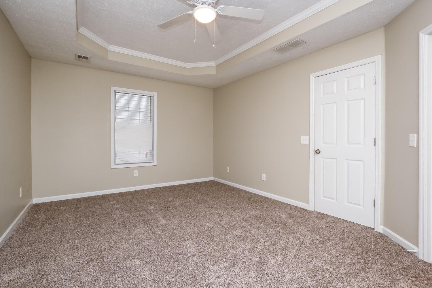113 N Etowah Ln photo 5