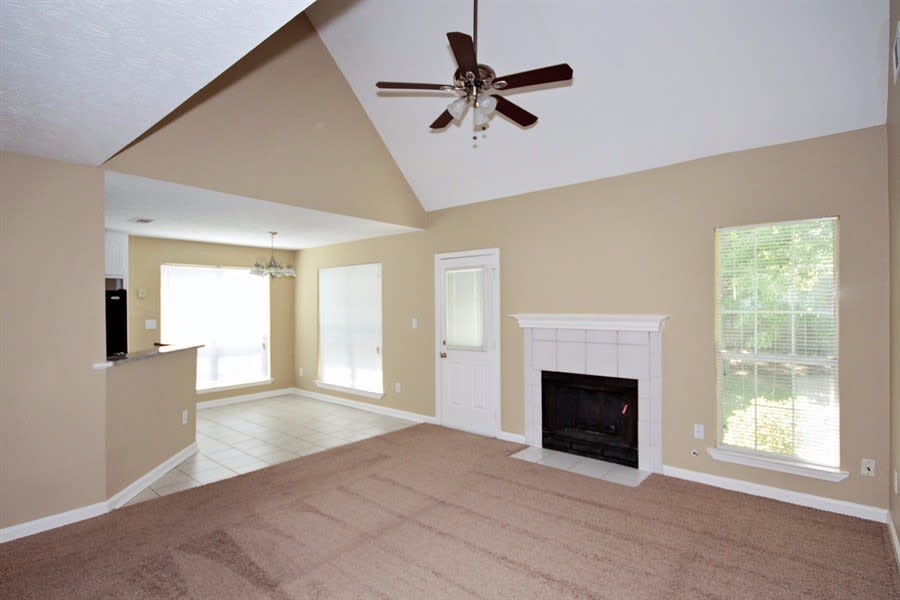 108 Bugle Way photo 3