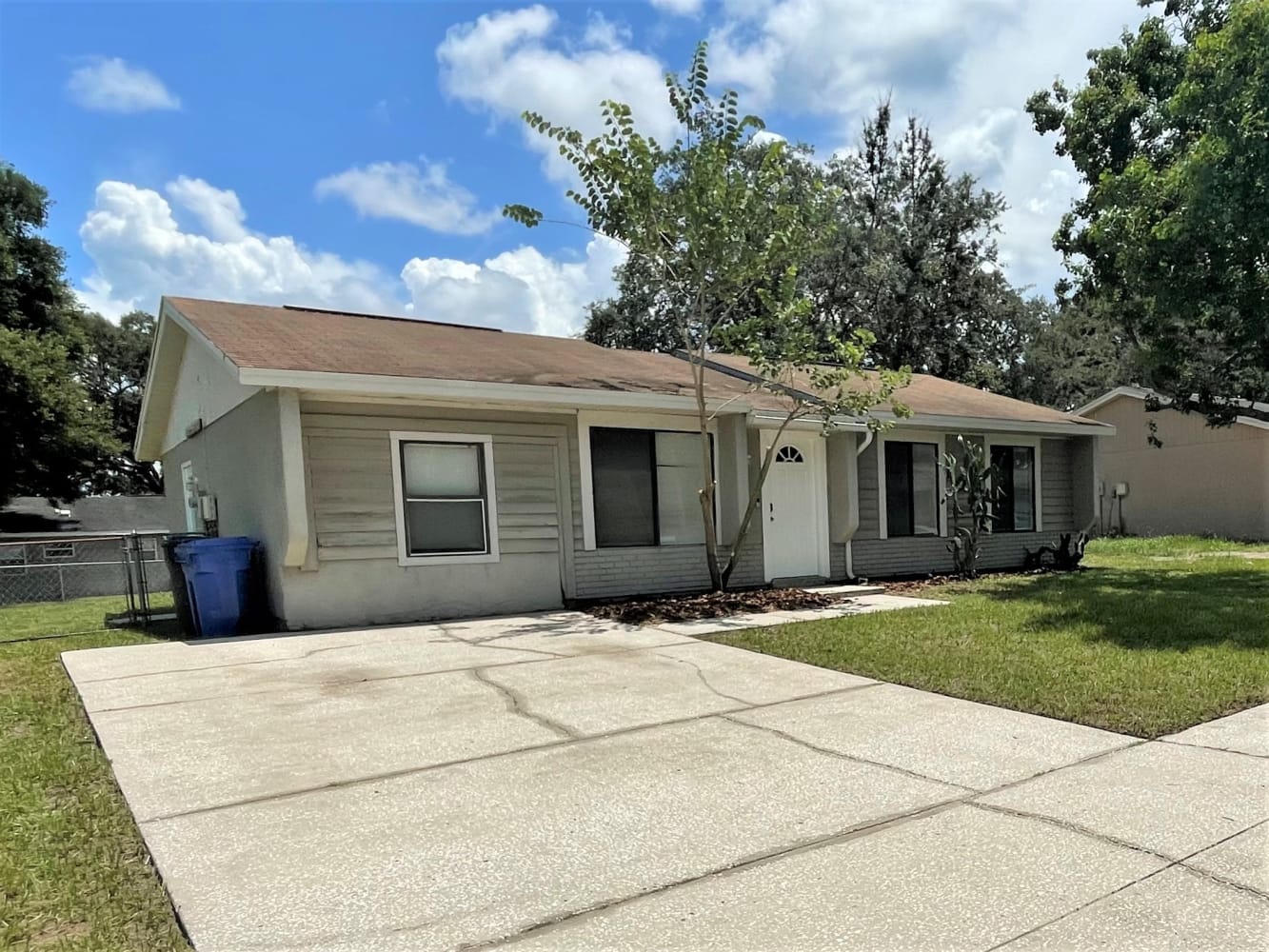1220 Piney Branch Cir photo 2