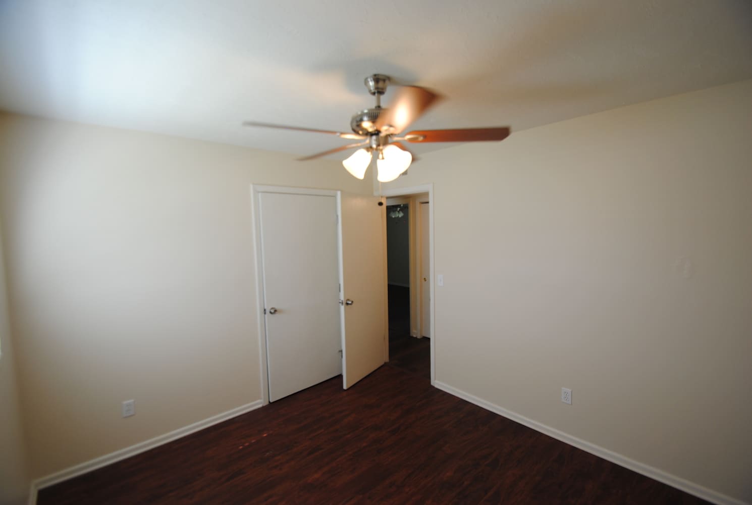 125 Exeter Ave photo 5