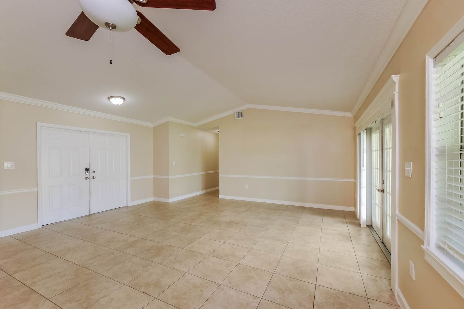 18146 SW 150th Ct photo 4