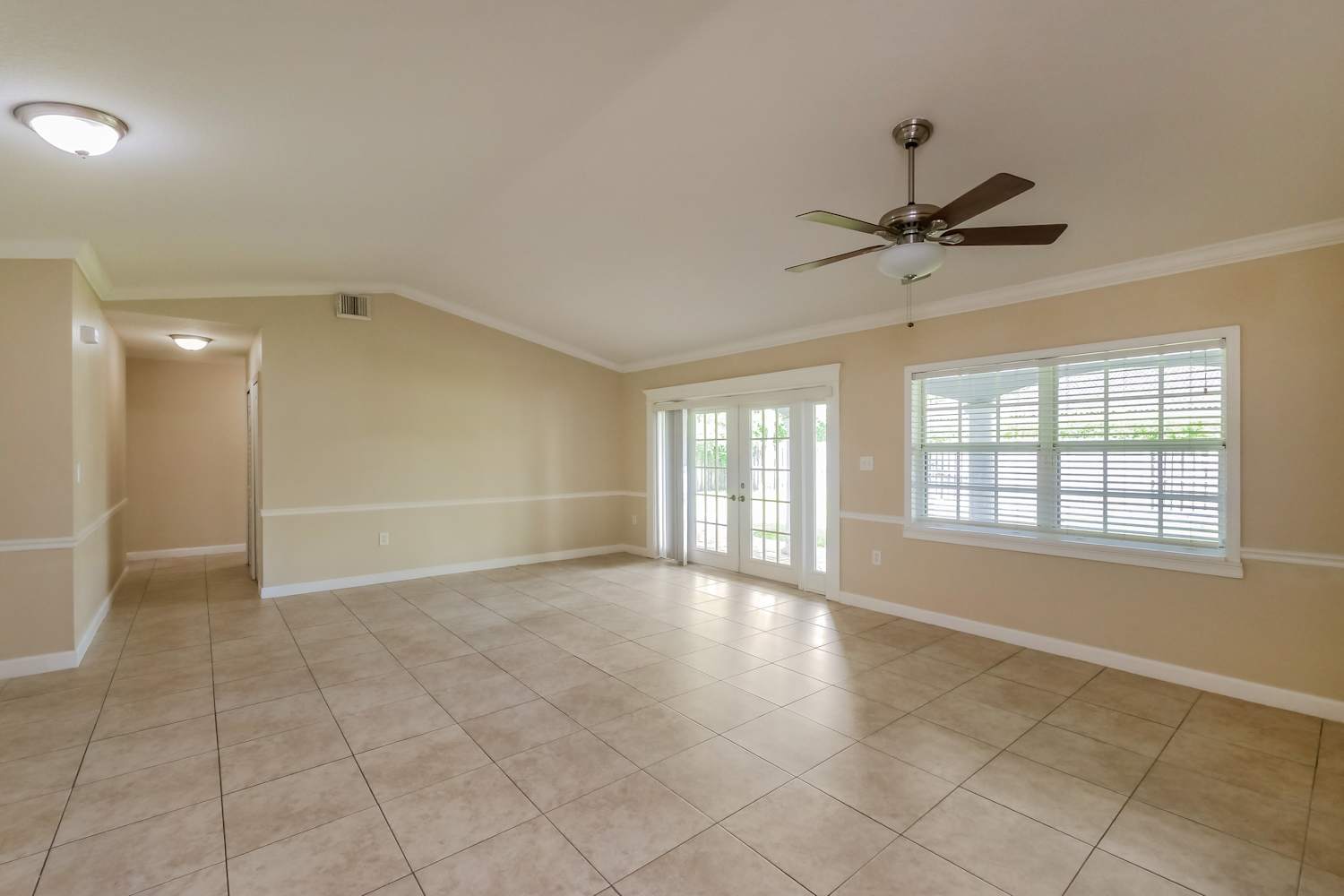 18146 SW 150th Ct photo 3