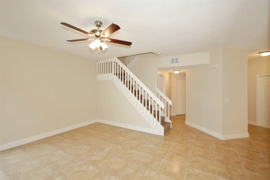 2170 NW 185th Way photo 2