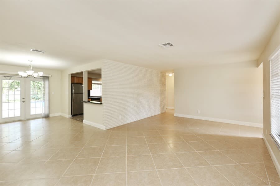 5521 Van Buren St photo 5