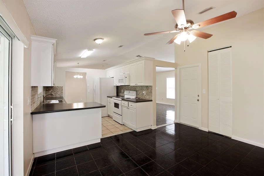 11307 SW 167th St photo 5
