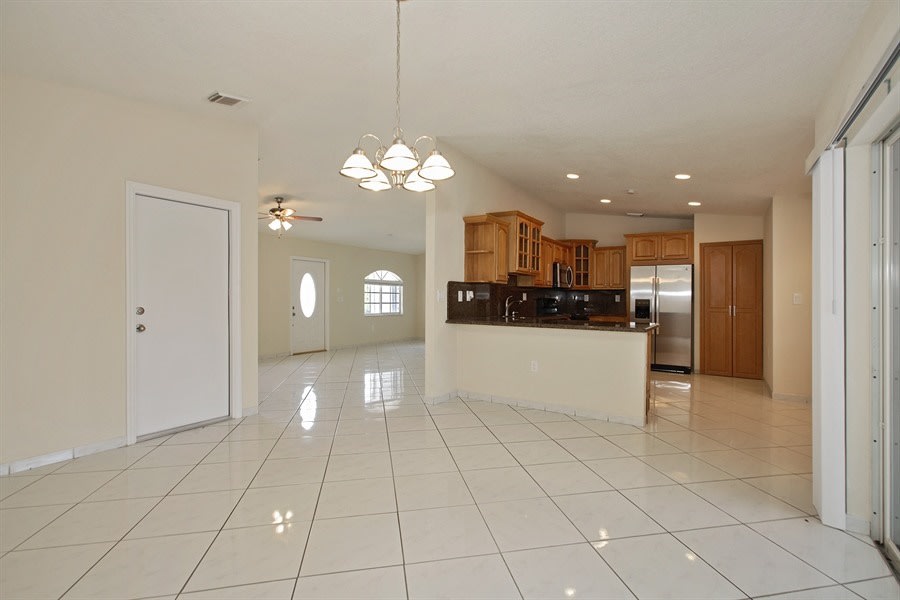 16440 SW 144th Ave photo 3