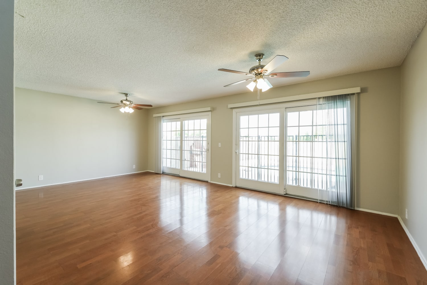14240 N 50Th Lane photo 4