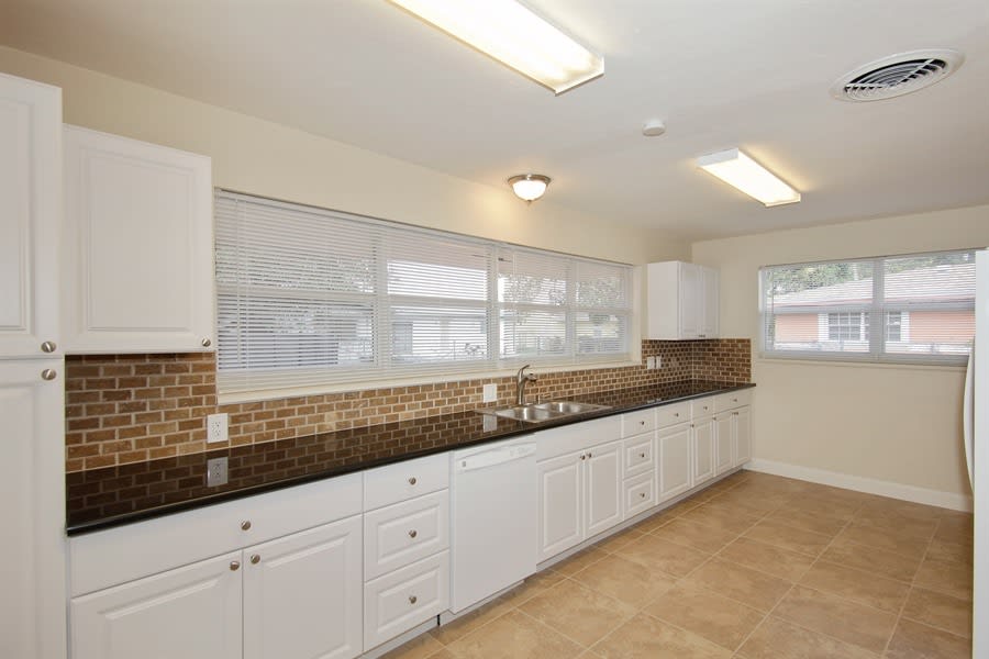 2151 NW 30th Ter photo 3