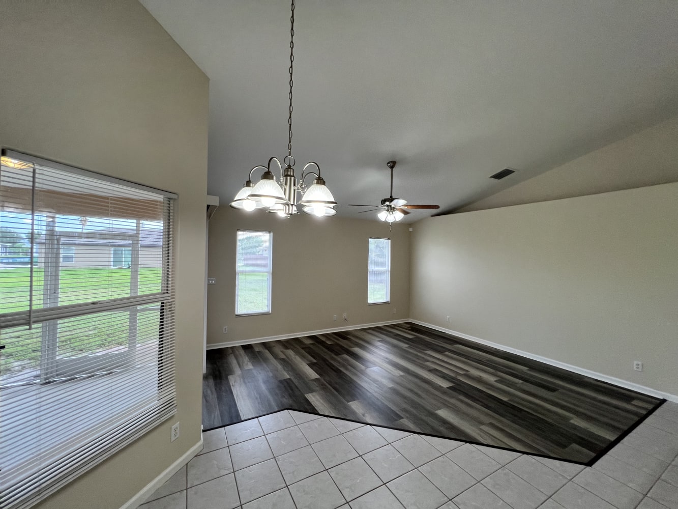 625 SW Jacoby Ave photo 5