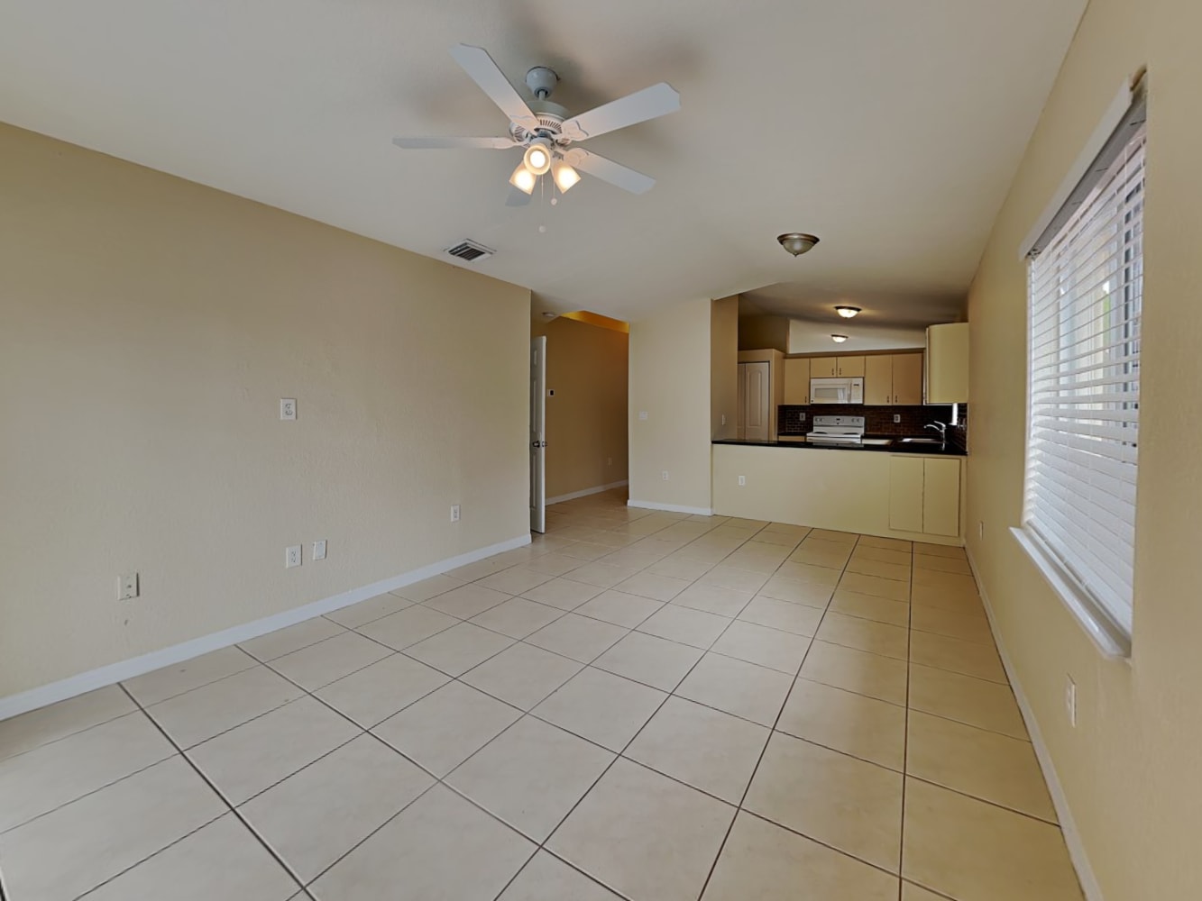 10088 NW 126th Ter photo 5